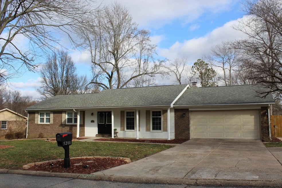 5200 Kenwood Dr, Newburgh, IN 47630 - photo 1