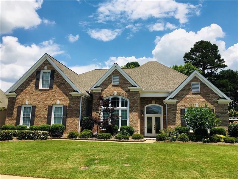 Beautiful brick ranch in the sought after Ellswort
