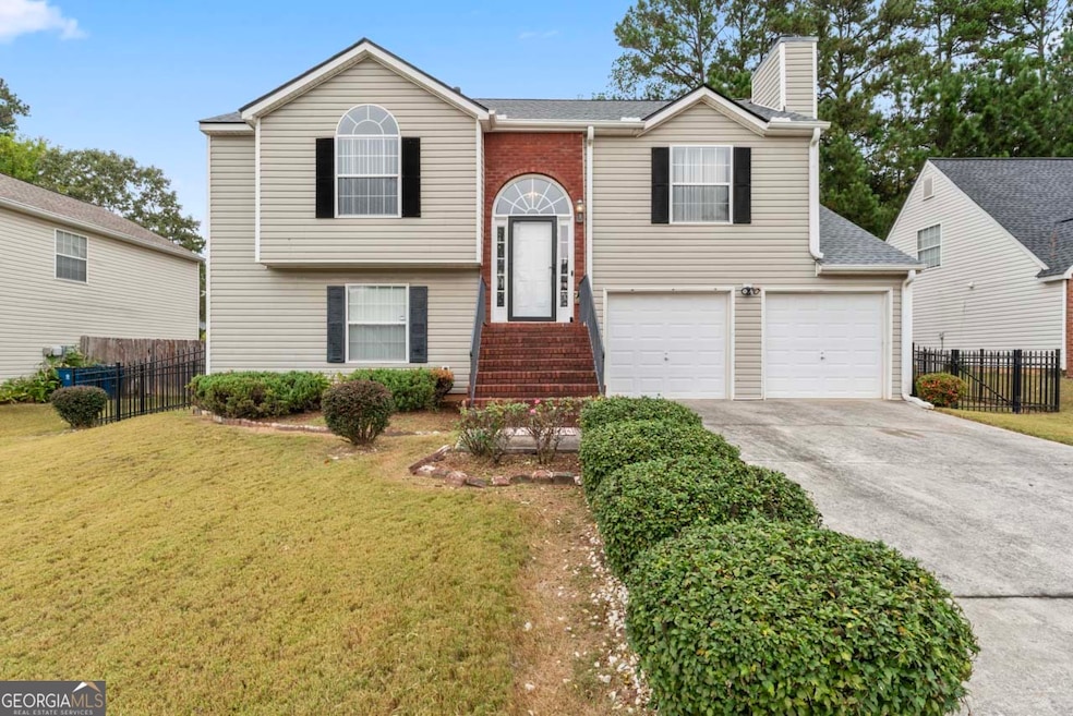 Pending $250,000 • Co-Listing Agent