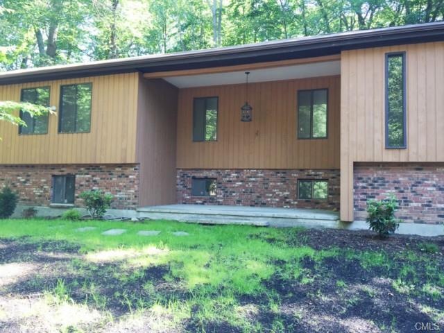 20 Malibu Rd, Stamford, CT 06903 - photo 1