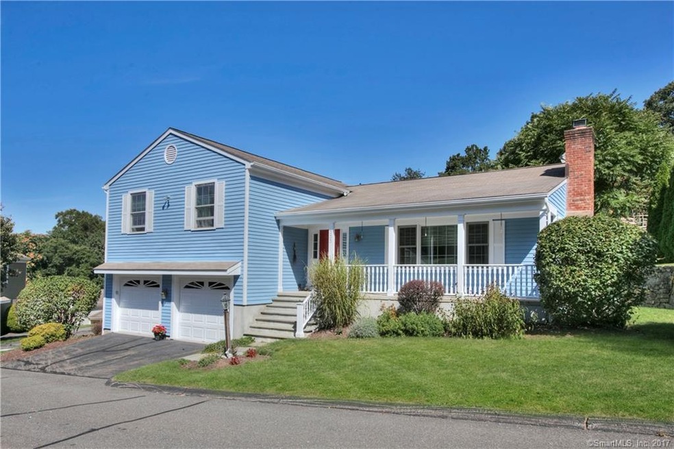 333 Stonebridge Ln unit 333, Trumbull, CT 06611 - photo 1