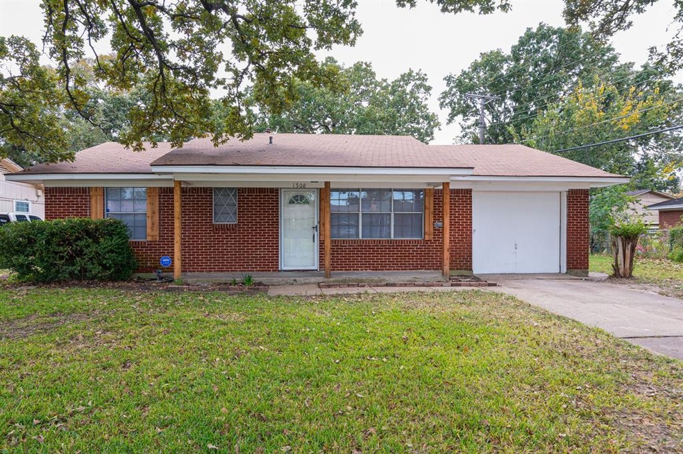 1508 Rusk Dr, Mesquite, TX 75149 - photo 1