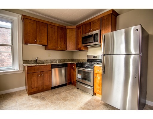 12 Foster St unit 8, Boston, MA 02109 - photo 1