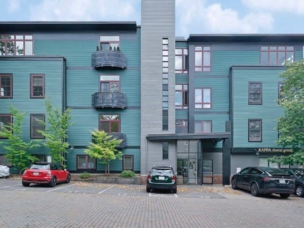 400 Washington St unit 201, Somerville, MA 02143 - photo 1