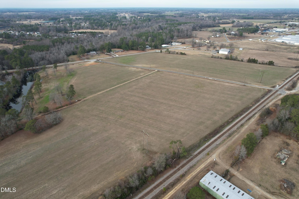 1842 N Ellis Ave, Dunn, NC 28334 - photo 1