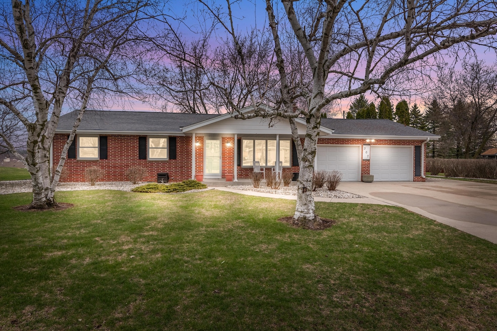 Pending $449,900