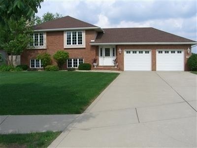1365 Tanglewood Ct, Crown Point, IN 46307 - photo 1