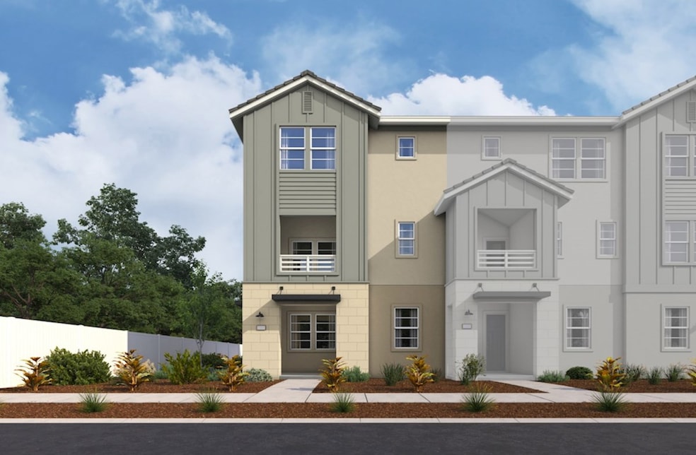Peony Farmhouse 4B