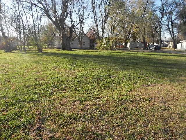 125 N Hinkley St, Moberly, MO 65270 - photo 1