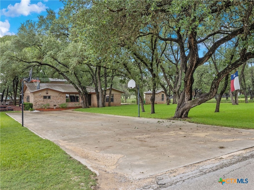 unlisted-address, New Braunfels, TX 78132 - photo 1