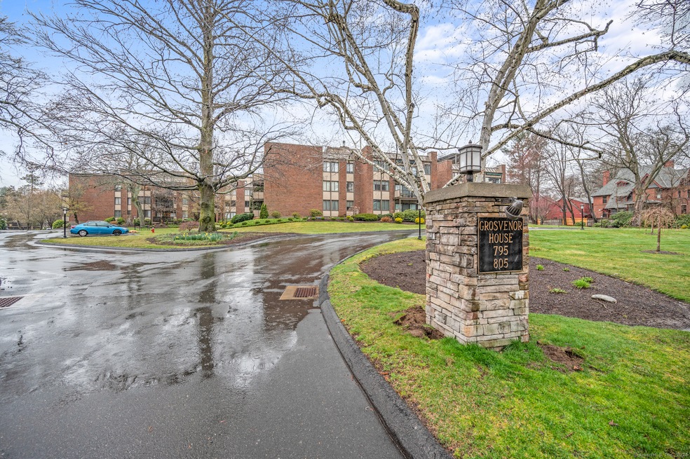 795 Prospect Ave unit B-6, Hartford, CT 06105 - photo 1