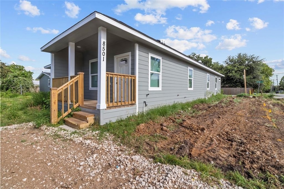 For Rent $1,700/month