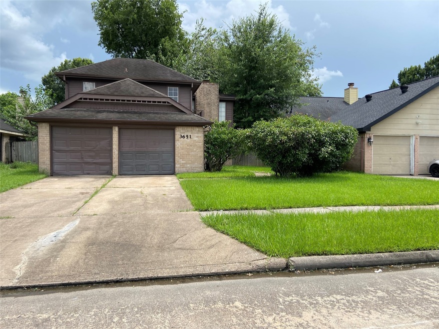 3651 Villa Glen Dr, Houston, TX 77088 - photo 1