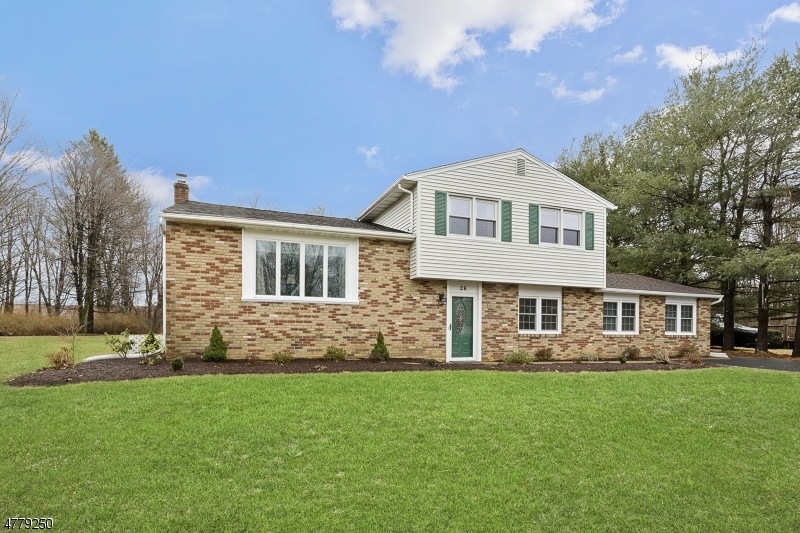 26 Aldersgate Cir, Budd Lake, NJ 07828 - photo 1