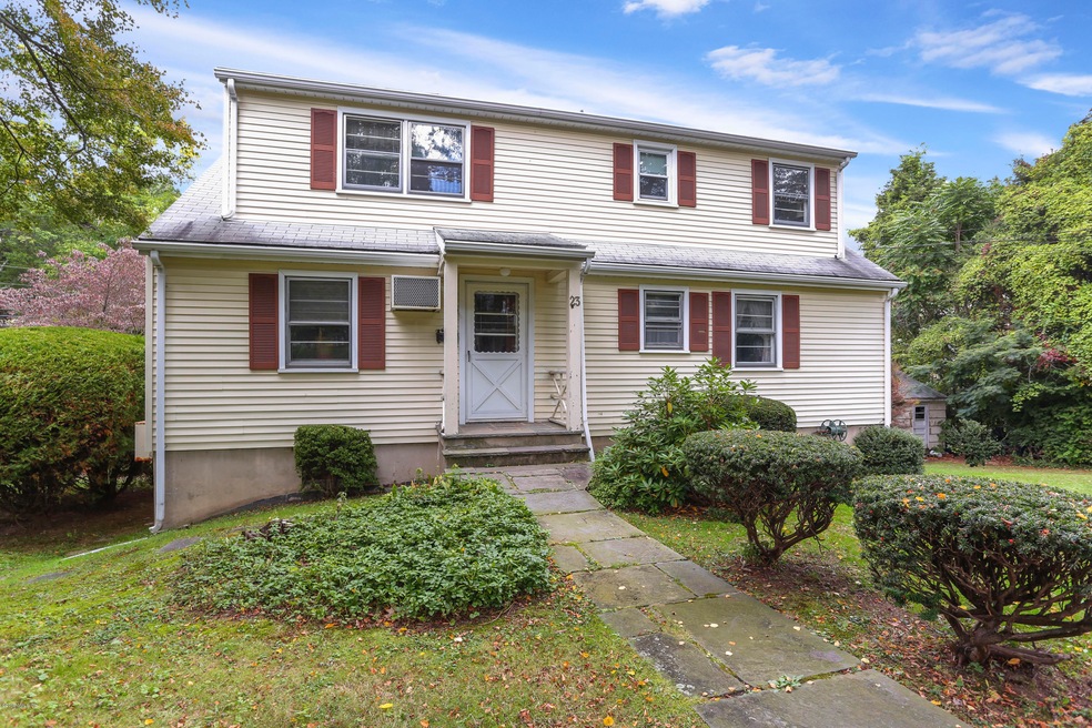 23 Ettl Ln, Greenwich, CT 06831 - photo 1