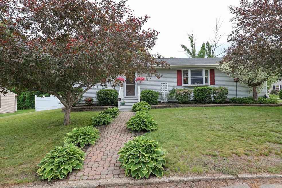 30 Bert St, Hooksett, NH 03106 - photo 1