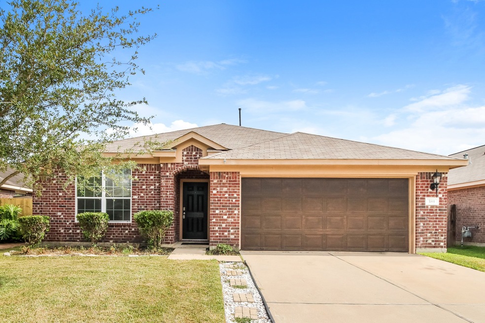 389 Henry St, Alvin, TX 77511 - photo 1