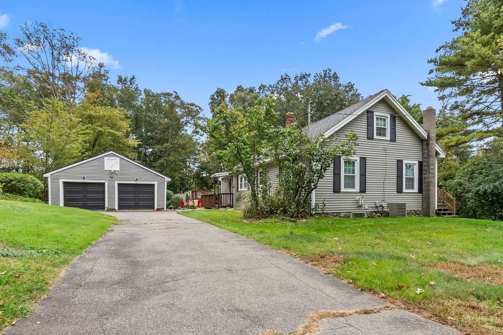 39 Pollard Rd, Plaistow, NH 03865 - photo 1