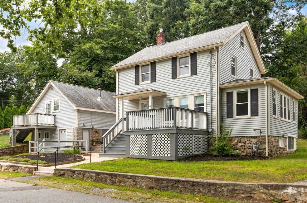 13 Westwood Ave, Billerica, MA 01821 - photo 1