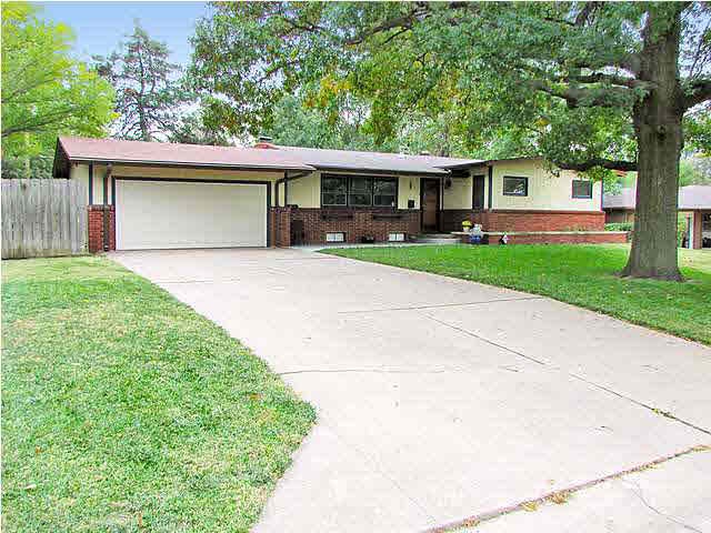 Welcome home to 10111 Suncrest.