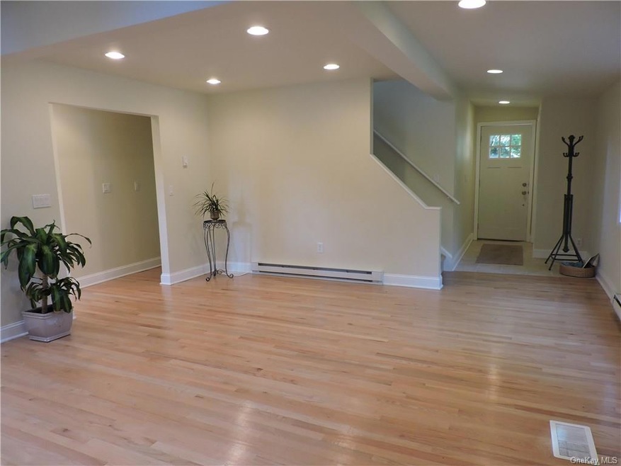 19 Laguna Rd, Carmel, NY 10512 - photo 1