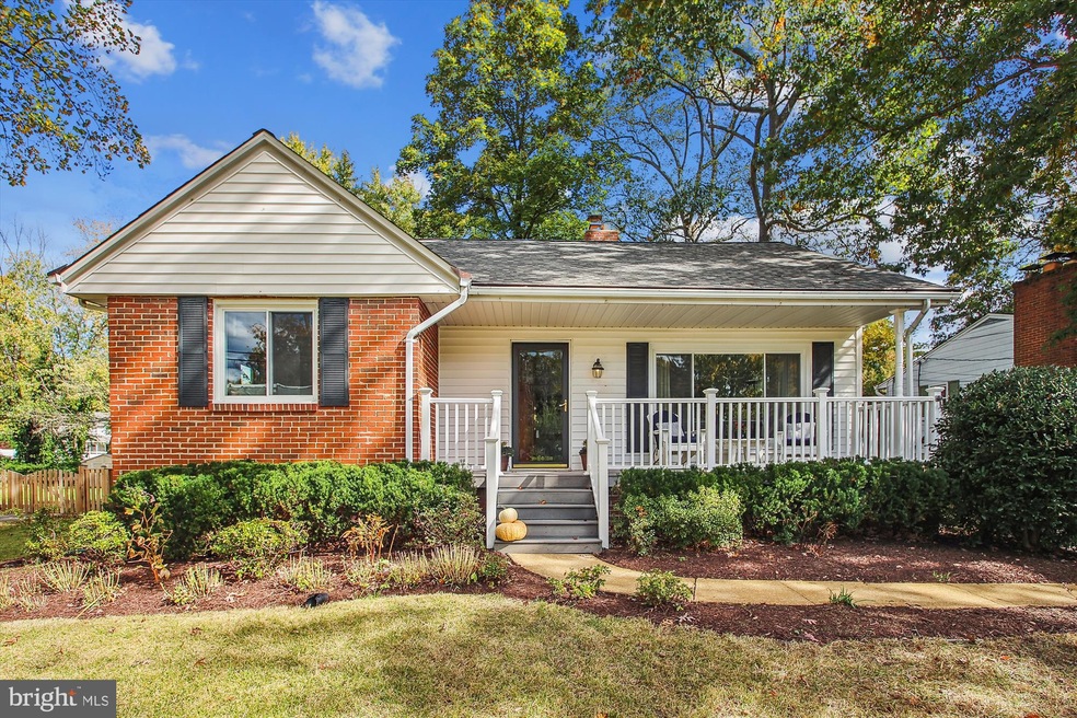 321 Edgemere Dr, Annapolis, MD 21403 - photo 1