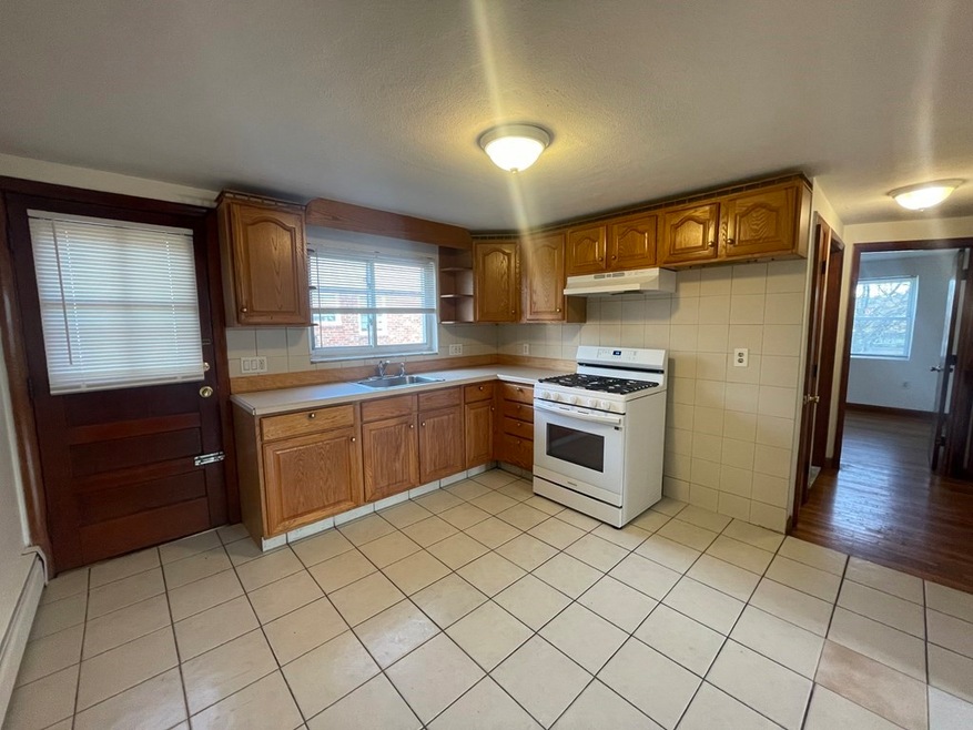 161 Neponset Valley Pkwy unit 3, Hyde Park, MA 02136 - photo 1