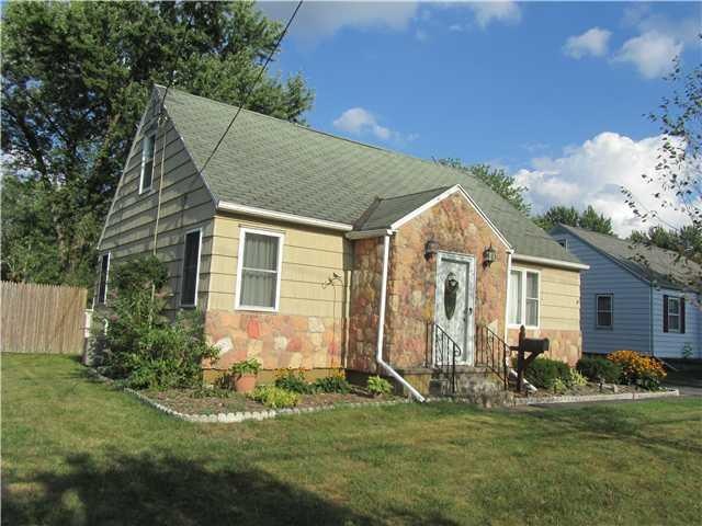 179 Doyle Dr, North Tonawanda, NY 14120 - photo 1