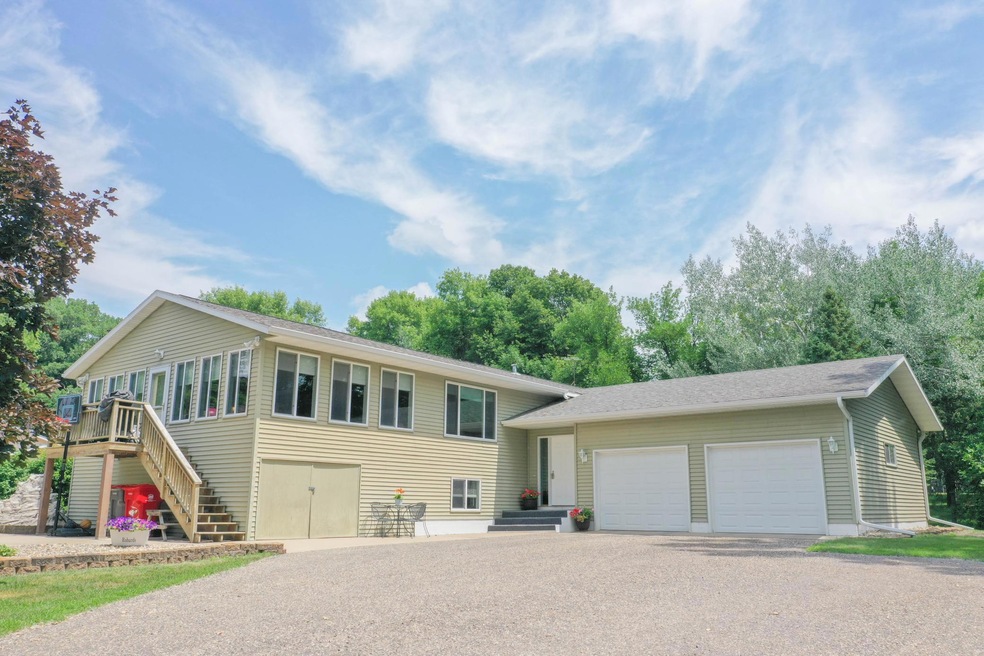 307 E Lake Geneva Rd NE unit NE, Alexandria, MN 56308 - photo 1