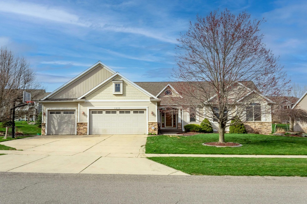 1815 Planters Row-11