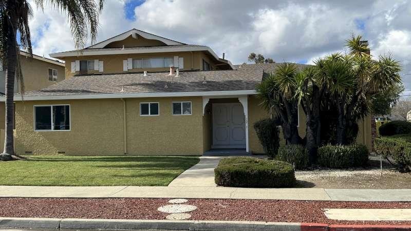 1281 Saratoga Ave unit 1, San Jose, CA 95129 - photo 1