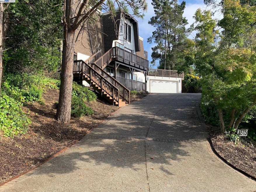 For Sale $1,458,880 • Co-Listing Agent