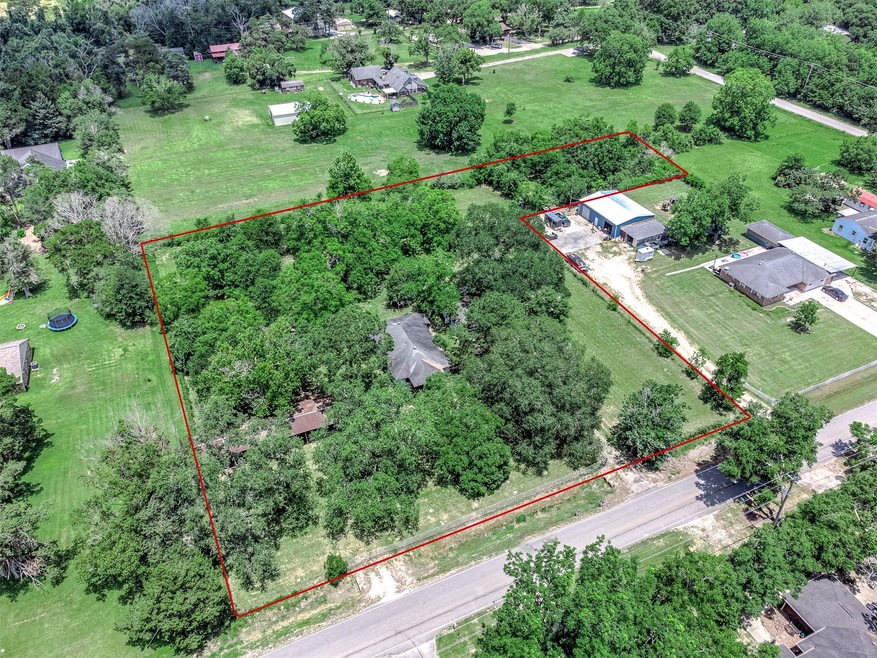 1415 County Road 147, Alvin, TX 77511 - photo 1