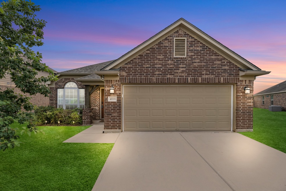 4723 Wheelwright Trail, Rosenberg, TX 77471 - photo 1