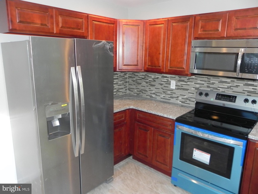 111 Plumtree Ln, Willingboro, NJ 08046 - photo 1