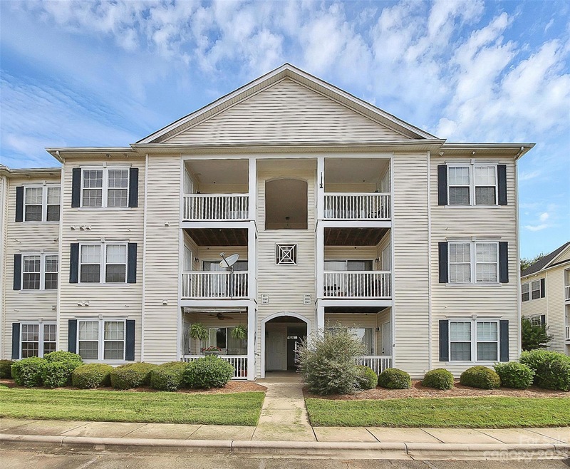 3967 Town Center Rd, Harrisburg, NC 28075 MLS CAR4048920