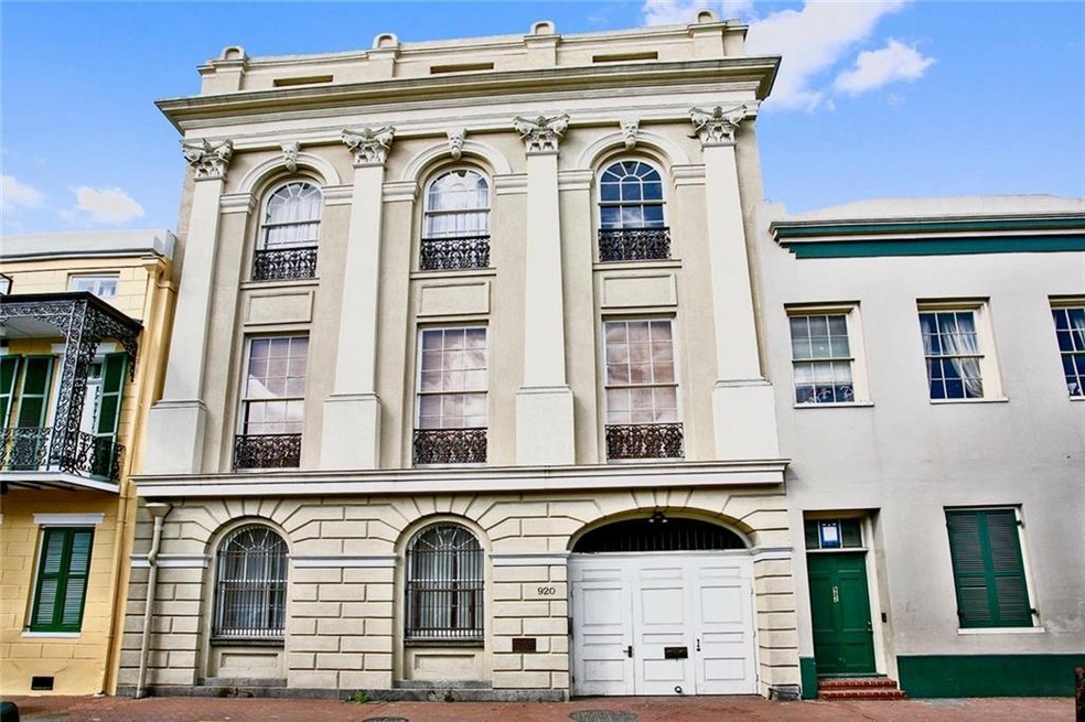 920 St Louis St unit 4, New Orleans, LA 70112 - photo 1