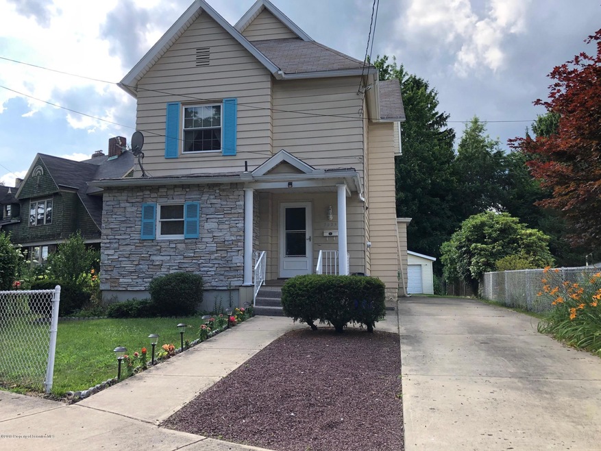 2025 Edna Ave, Scranton, PA 18508 - photo 1