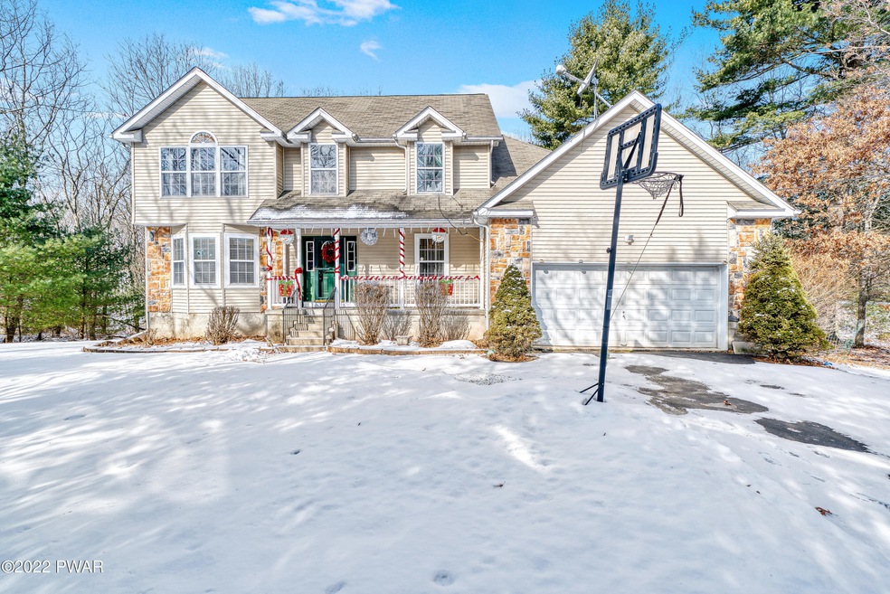 101 Crossing Way, Milford, PA 18337 - photo 1