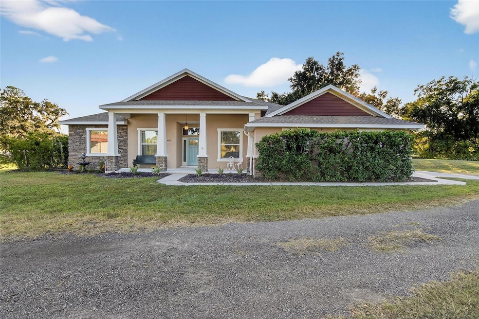 4717 Sleepy Hollow Ln, Plant City, FL 33565 - photo 1