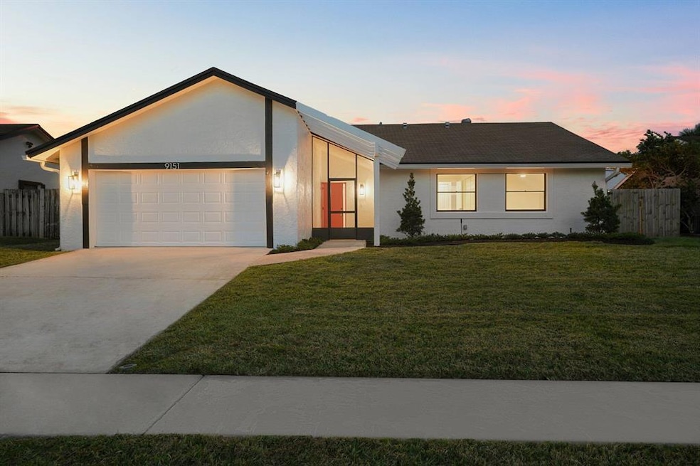 9151 Bedford Dr, Boca Raton, FL 33434 - photo 1