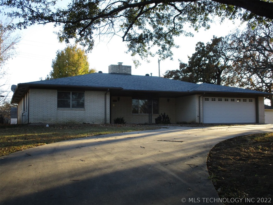 515 W Forrest Ave, Eufaula, OK 74432 - photo 1