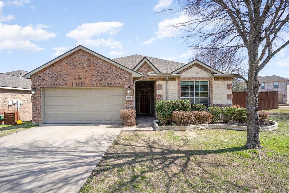 1300 Clear Creek Dr, Wylie, TX 75098 - photo 1