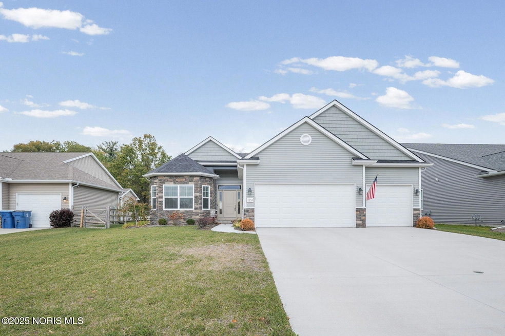 1153 Plum Grove Ln, Toledo, OH 43615 - photo 1