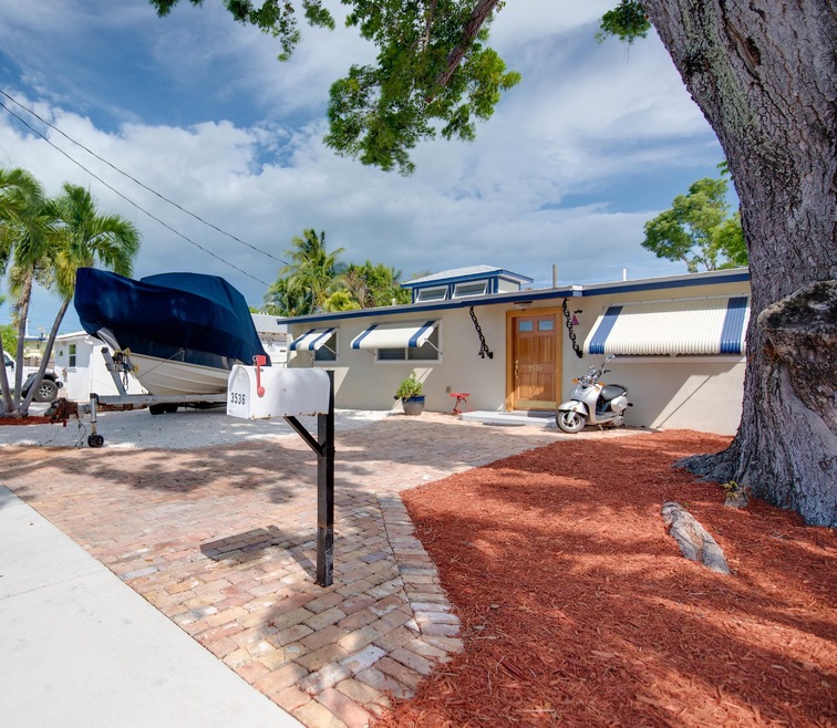 025-3536DuckAve-KeyWest-FL-33040-small-e
