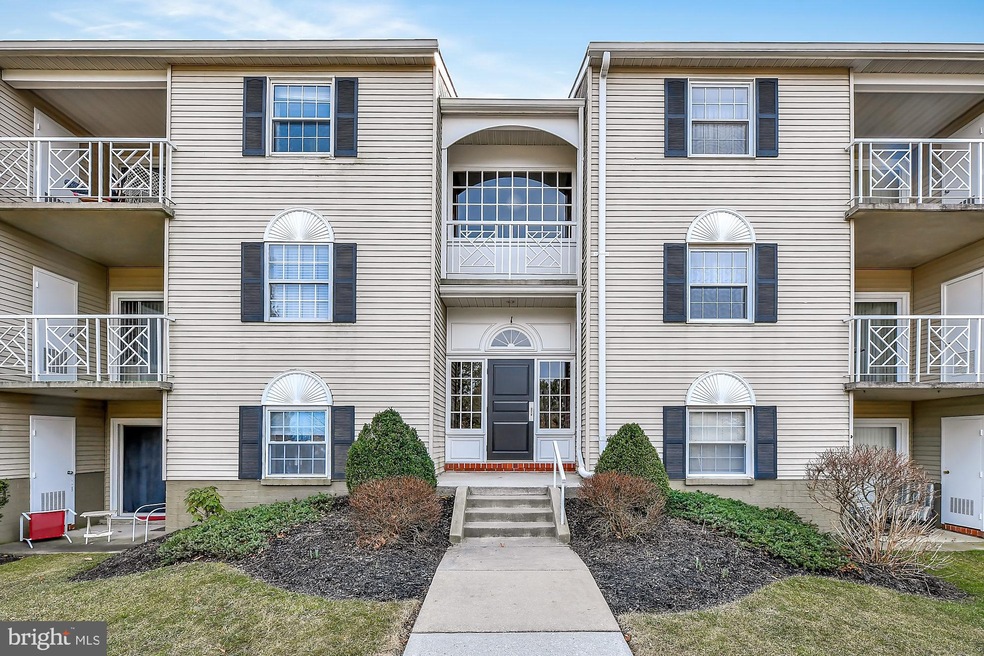 1 Elphin Ct unit 202, Lutherville Timonium, MD 21093 - photo 1