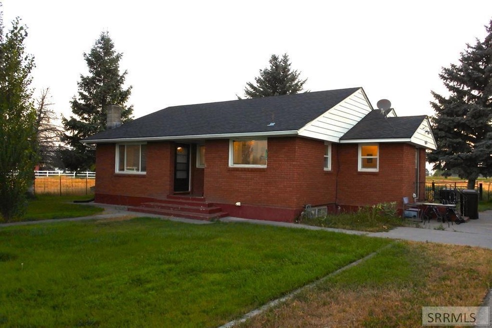 1204 N 700 E, Shelley, ID 83274 - photo 1