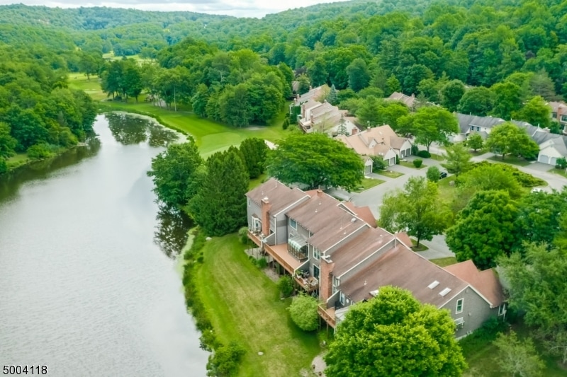 180 Goldfinch Ct, Hackettstown, NJ 07840 - photo 1