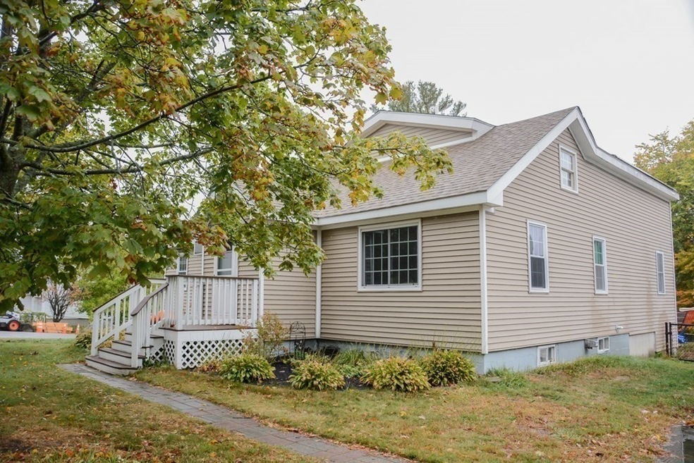 275 Oak St, Methuen, MA 01844 - photo 1