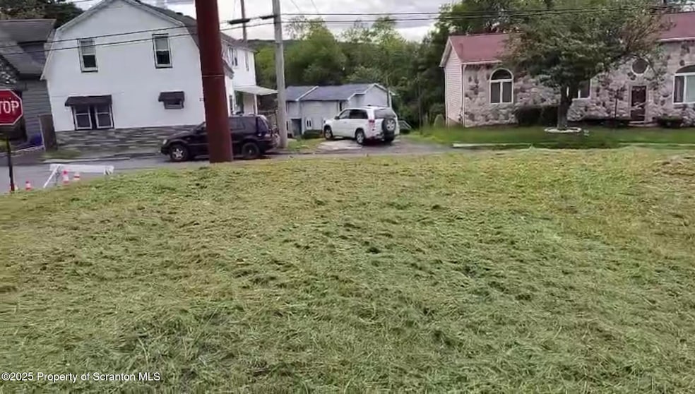 2211 Ash St, Scranton, PA 18510 - photo 1